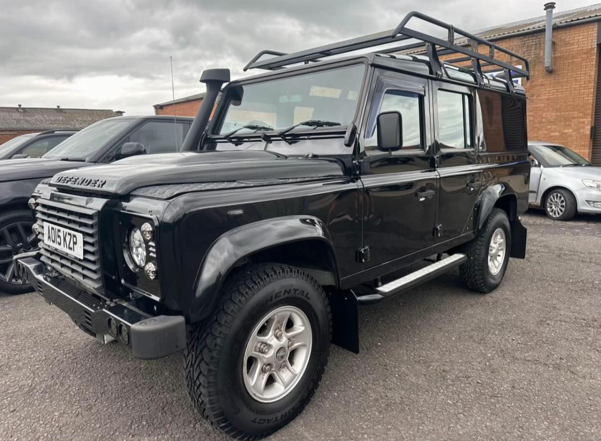 Land Rover Defender