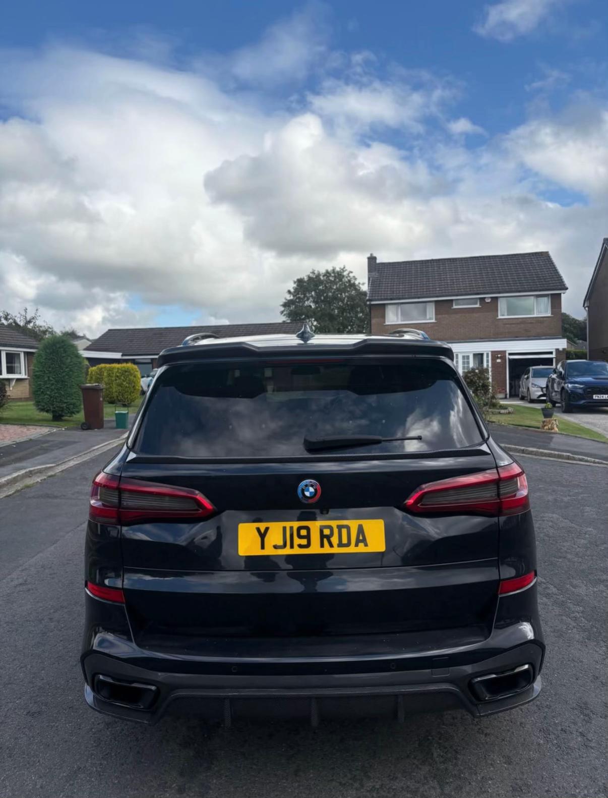 BMW X5 - Image 8