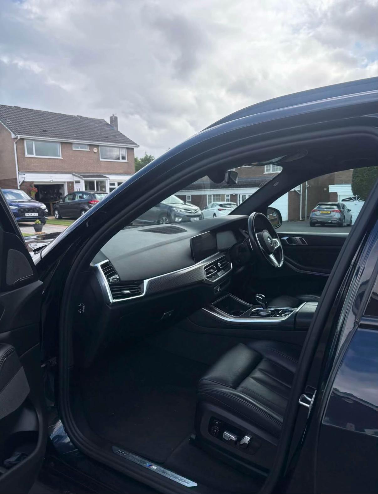 BMW X5 - Image 10