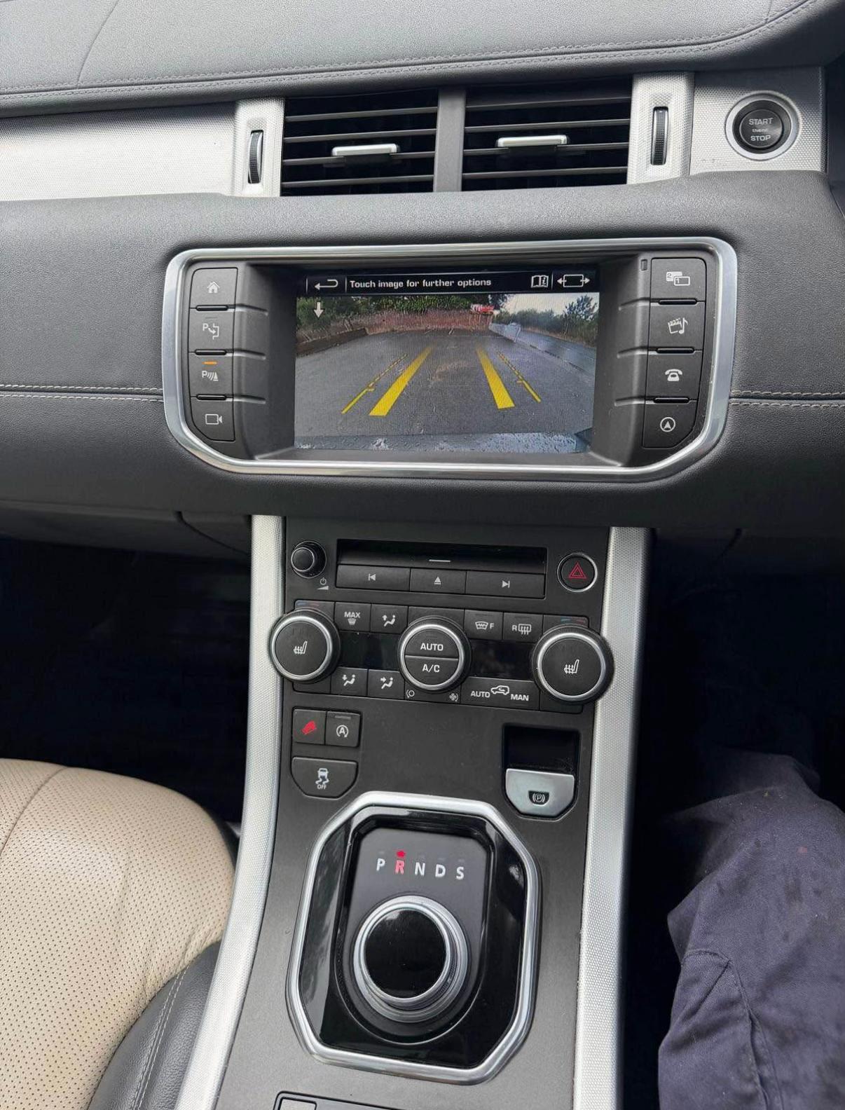Land Rover Range Rover Evoque - Image 13